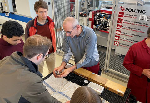 Students at PR 15 HP profile and thread rolling machine